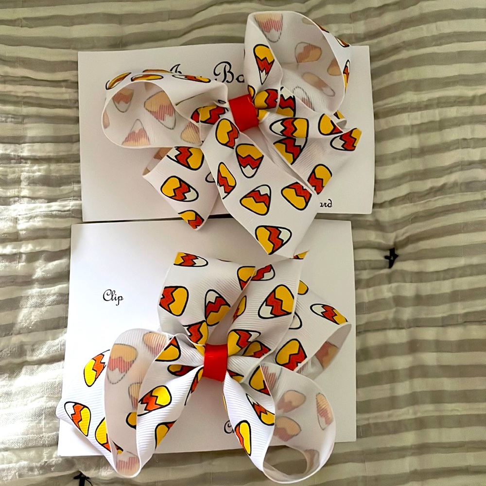 4” (2) Candy Corn Clip Bow